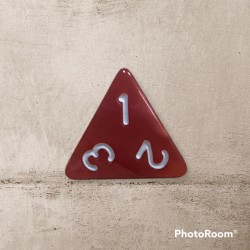 Single dice D4 RED/WHITE