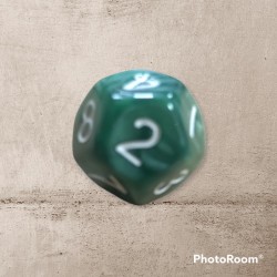 Single dice D12 GREEN/WHITE